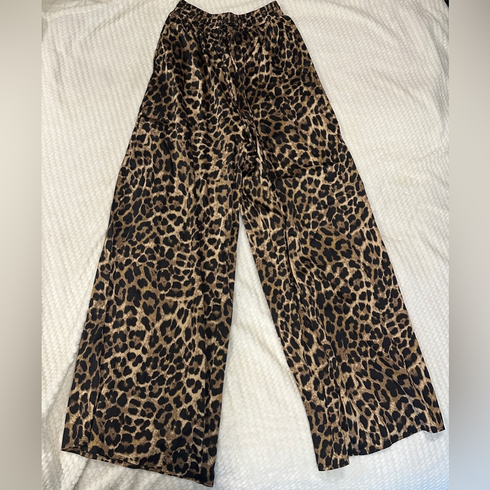 Leopard Print Wide-Leg Trousers